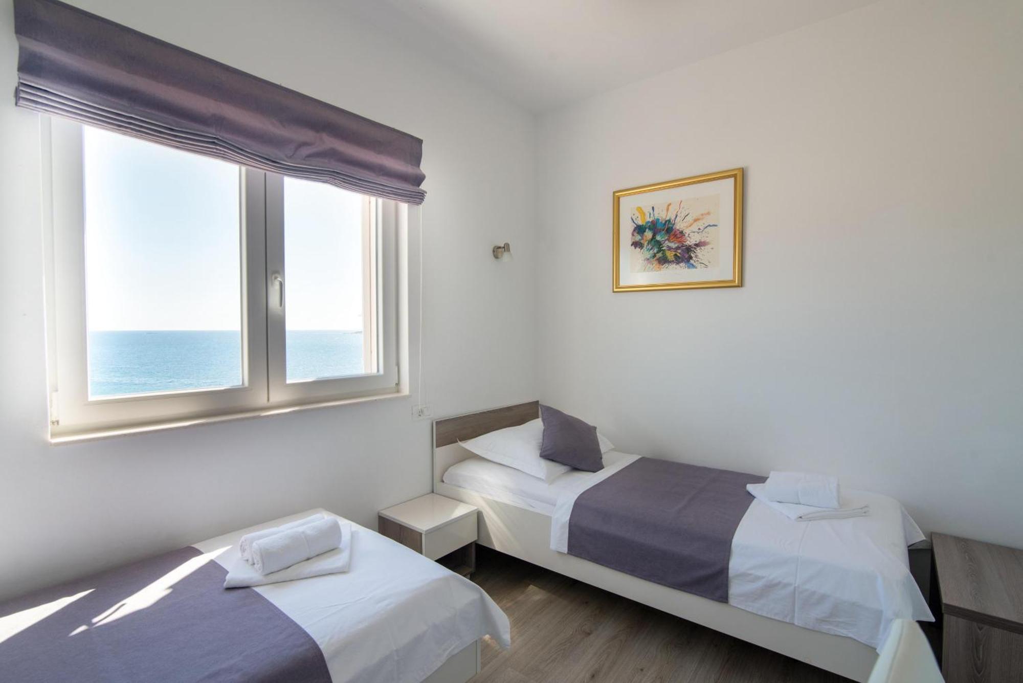 Apartmani Babic Севид Экстерьер фото